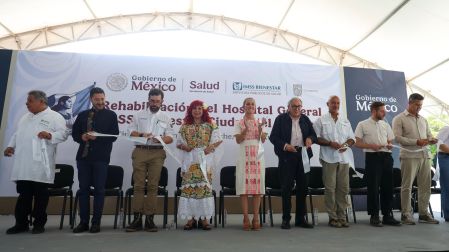 La presidenta de México, Claudia Sheinbaum Pardo, en la entrega de la rehabilitación del Hospital General del IMSS Bienestar “Dra. María del Socorro Quiroga Aguilar”, en Ciudad del Carmen.