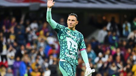 Keylor Navas, portero de Pumas