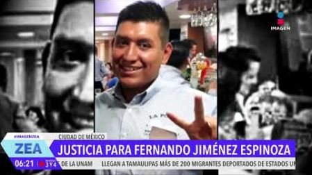 Exigen justicia para Fernando Jiménez Espinoza, mesero que murió al interior del restaurante #LaPolar cuando laboraba con un montacargas que se desplomó.
#LoDijoZea #ImagenNoticias
Visita nuestro sitio web: http://www.imagentv.com
No te pierdas Imagen Noticias con Francisco Zea de lunes a viernes en punto de las 5:45 am por Imagen Televisión.
TikTok: https://www.tiktok.com/@imagennoticias
Instagram: https://www.instagram.com/imagentvnoticias/
X:https://twitter.com/ImagenNoticias_
https://twitter.com/ImagenTVMex
Facebook: https://www.facebook.com/ImagenTVNoticias
Aquí encontrarás la mejor información nacional e internacional de Imagen Noticias con Francisco Zea, Nacho Lozano, Crystal Mendivil, Enrique Sánchez y Paola Rojas.