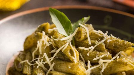 Pasta con crema de brócoli