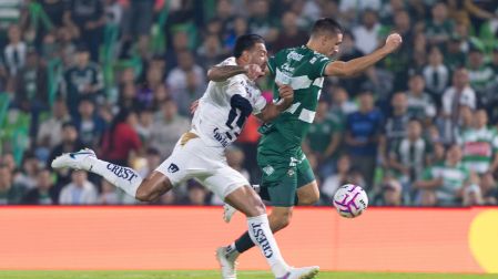 Penalti de Nathan Silva contra Santos