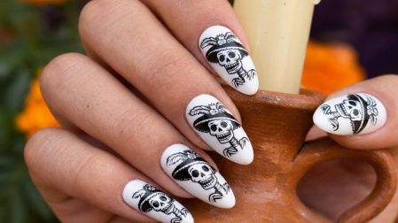 6 diseños de uñas de Catrina para Día de Muertos: materiales y paso a paso