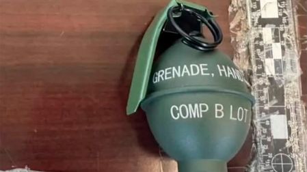 Granada que traía el ruso en una camioneta