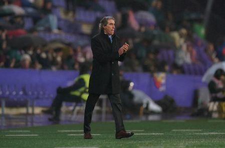 Guillermo Almada reconoció que aceptaría una oferta del Real Oviedo.
