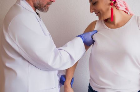 Crean con éxito una vacuna para tratar el cáncer de mama triple negativo, el más agresivo