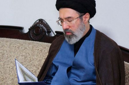 Mojtaba Jamenei sucederá a su padre como líder supremo de Irán