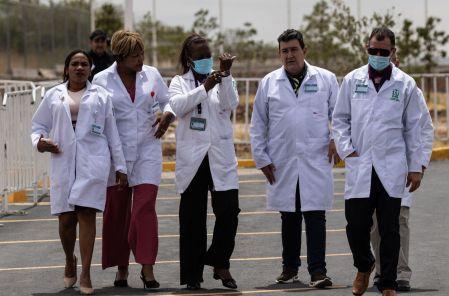 Las brigadas médicas internacionales constituyen una de las principales fuentes de divisas para Cuba