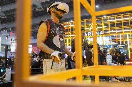 Ciudad de Mexico.24 abril 2026.Aspectos de la CCXP MX 2026.En la imagen, ambiente, cosplayers, color durante la CCXPMX2026.Foto: Eduardo Jimenez Fernandez