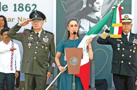 Claudia Sheinbaum y los titulares de la Defensa y la Semar.