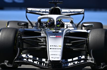 Sergio Pérez durante la carrera sprint en Canadá.