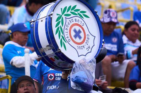 Fiesta en La Noria: Afición apoya a Cruz Azul