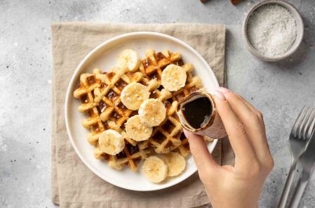 Receta de waffles de avena ligeros