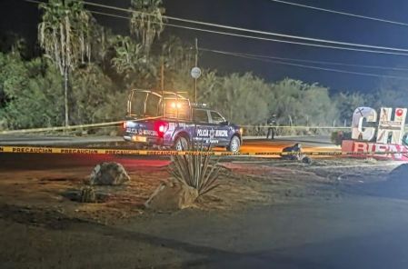 Cuerpos de seguridad en la zona donde fue hallado muerto El Chuta, operador del Chapo Isidro