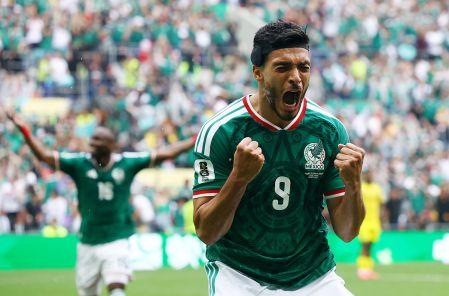 Raúl Jiménez anotó con la selección mexicana en un Mundial en su séptimo partido
