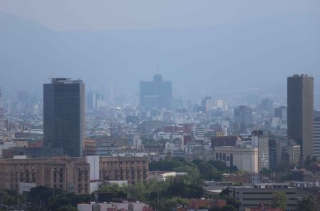 Se recomendó a la población vitar hacer actividades cívicas, culturales y de recreo, así como evitar hacer ejercicio al aire libre entre las 13:00 y 19:00 horas