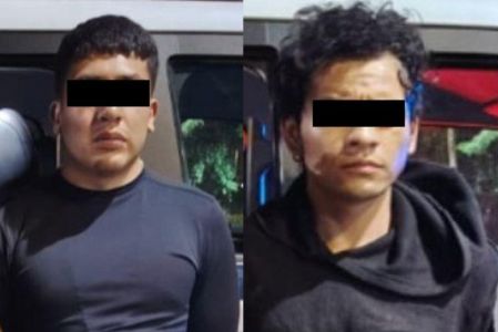 Los oficiales detuvieron a los hombres de 28 y 18 años de edad, quienes fueron trasladados ante el Ministerio Público