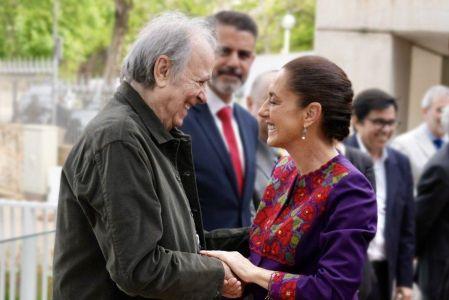 "Me dio mucha alegría y emoción conocer en persona a Joan Manuel Serrat”: Sheinbaum