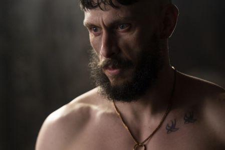 Richard Gadd en Hombre a medias.