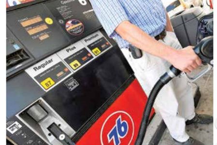 En promedio, la gasolina es 25 por ciento más barata en Estados Unidos tras el nuevo gasolinazo impuesto a partir de este lunes 