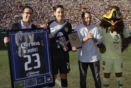 Moisés Muñoz dijo adiós al futbol profesional en el empate entre el Rebaño y las Águilas (Fotos: Mexsport)