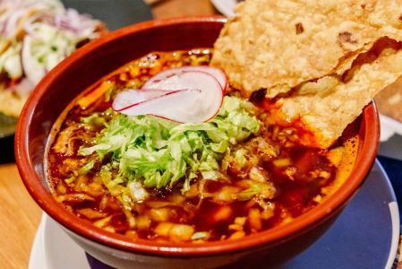 Receta de pozole rojo estilo Jalisco