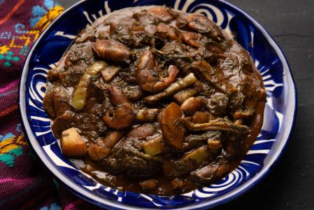 Receta de romeritos con mole