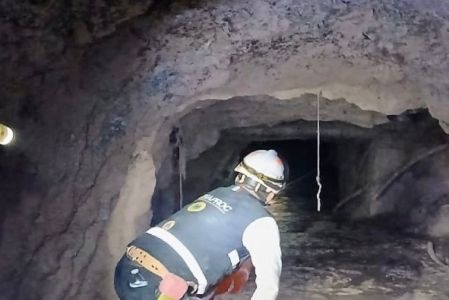 Rescatan a uno de cuatro trabajadores atrapado en mina en Sinaloa