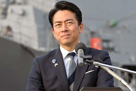 Shinjiro Koizumi, ministro de defensa de Japón.