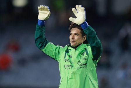 Una de las sorpresas, es 'Memo' Ochoa