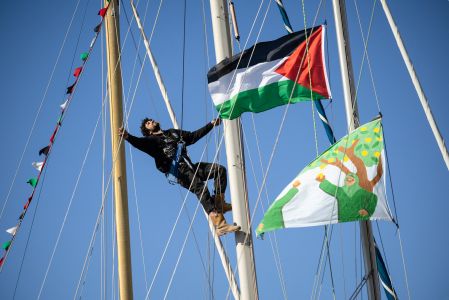 Activistas europeos impulsan una flotilla internacional que busca llegar a Gaza en medio del bloqueo israelí.