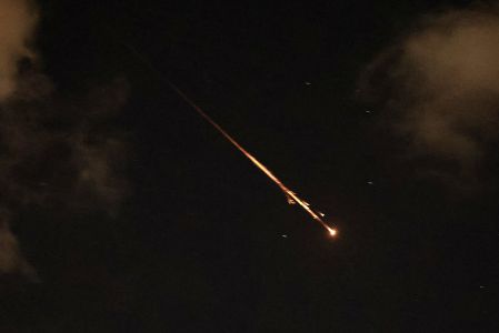 La población israelí fue instruida a refugiarse por minutos tras los lanzamientos.