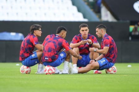 Los jugadores de Cruz Azul salieron entre los aficionados del Estadio Banorte.