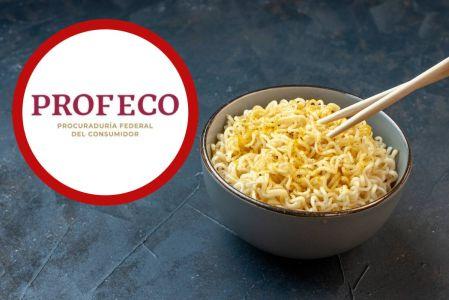 El alto contenido de sodio es uno de los principales riesgos de estas sopas.