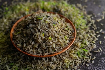 Autoridades recomiendan no consumir el arroz y devolverlo al punto de compra.