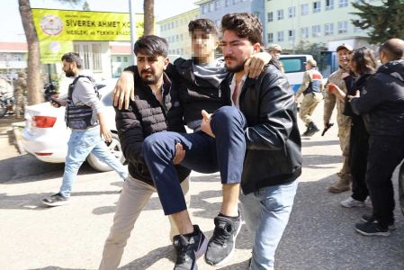 Alumno de una secundaria de Sanliurfa, Turquía, herido tras tiroteo.