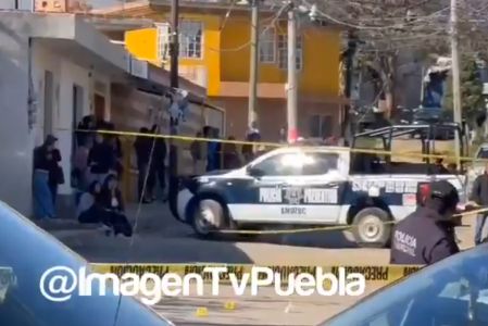 Se sabe que la víctima era un joven de 26 años, identificado como José Ángel, quien tras el ataque quedó sin vida en las inmediaciones de la tortillería.