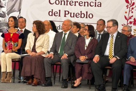 El comité comenzará a trabajar con los especialistas más destacados de esas universidades, junto con personal especializado de Pemex, Conagua, y CFE.