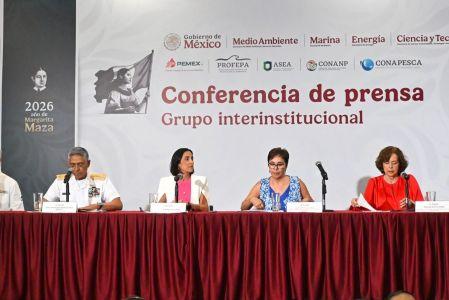 Víctor Rodríguez, titular de Pemex, admitió que una fuga en ducto de la empresa causó el derrame que ha afectado al Golfo de México.