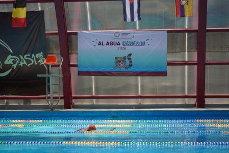 Las clases gratuitas de natación para niñas y niños de entre 6 y 12 años se impartirán los fines de semana en los deportivos La Olla y Oasis, donde aún hay lugares disponibles.