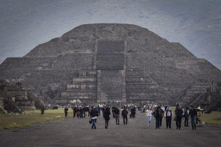 INAH lamenta hechos registrados en la Zona Arqueológica de Teotihuacán.