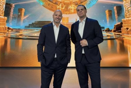 Christina Mertinoli y Luis García podrían narrar juegos de la Selección Mexicana en Netflix