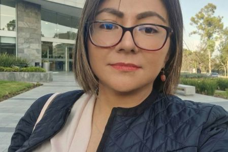 Yesenia Trejo descargó un artículo científico que suele ser costoso y ese error de seguridad de la plataforma digital fue el inicio de su carrera como hacker.