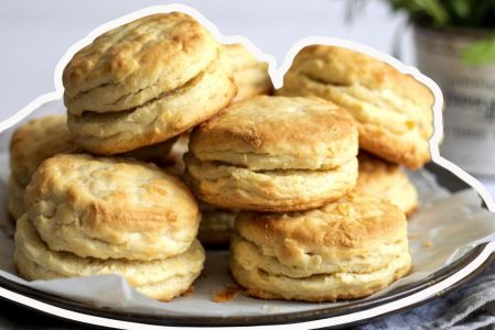Receta de bisquets caseros esponjosos