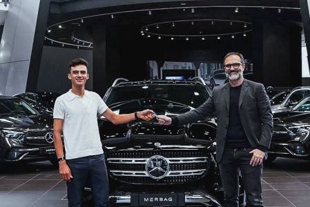 Isaac del Toro  sufrió un accidente en la tercera etapa de la Itzulia, pero adquirió un nuevo patrocinador.