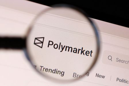 Brasil bloqueó Polymarket y otros 26 portales de apuestas predictivas.
