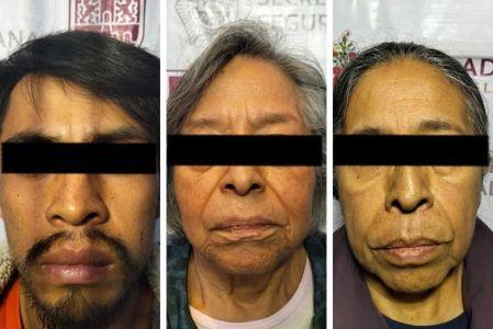 En el sitio fueron detenidas dos mujeres de 75 y 66 años, así como el hombre de 29 años, quienes quedaron a disposición del Ministerio Público