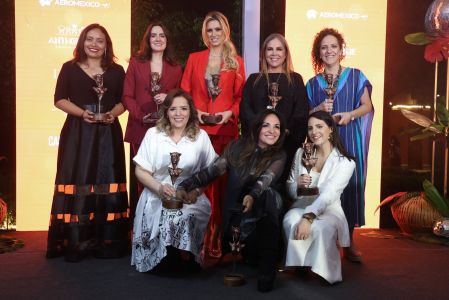 Ciudad de Mexico 23 de abril de 2026 4a edicion de Mujeres que inspiran Mujeres. En la imagen Algunas de las premiadas como Mercedes y Maite Lamas; Perla Acosta y Nallely Arenas; Areli Diaz Martinez; Tamara Caballero; Maria Elena Torruco;Â  Sissi Cancino;Â  Eva Vale, Foto: Elizabeth Velazquez