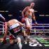 David Benavidez mandó dos veces a la lona al Zurdo Ramírez antes de sellar su triunfo por nocaut técnico en Las Vegas.