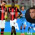 Xavi Hernández podría ser DT de Santi Gimenez en el Milan