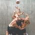 Las tribus enloquecidas del futbol se trasladaron al escenario del Teatro Julio Castillo con "A dance tribute to the art of football".